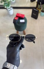 Luxury Oval Sunglasses with Black Lens and Gold Frame