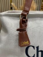 Chloé Woody Canvas Medium Logo Tote Bag – Premium Designer Shoulder Handbag with Signature Logo Straps. - Image 7