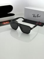 Classic black protective sunglasses for outdoor