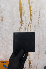 black damier wallet card slots