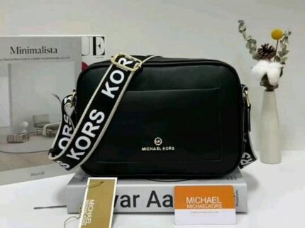 Michael Kors Maeve Luxury Handbag With Box, Dust Bag & Carry Bag (Black) – Premium Designer Shoulder Bag for Women.