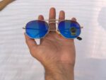 Lightweight blue fashion sunglasses with metal frame
