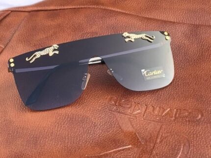 Black gradient lens luxury sunglasses with full frame