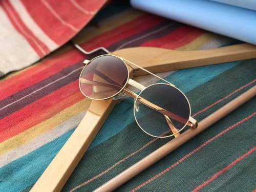 Black Shaded Lens Fashion Eyewear – Stylish Outdoor Shade (1) Premium black gradient lens sunglasses with sleek frame