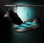 Responsive foam midsole running sneakers close view