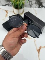 Lightweight black fashion sunglasses outdoor wear