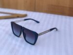 Comfortable blue gradient lens sunglasses