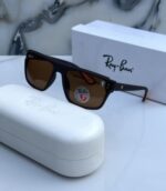 Brown metal frame polarized sunglasses street style