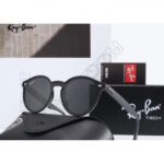 Clear frame fashion sunglasses with UV protection