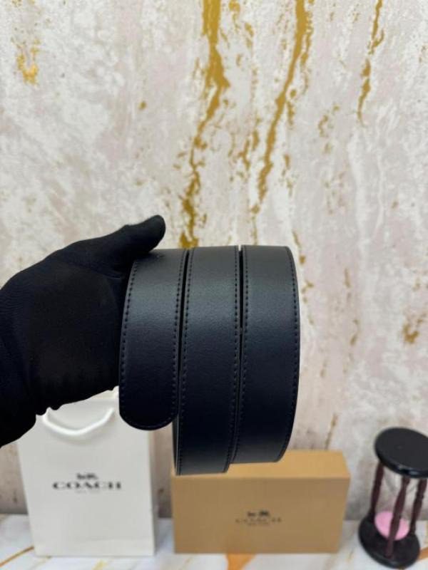 Coach C19 Belt with Dust Bag and Carry Bag