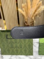Gucci Belt with Logo Buckle Detail