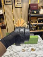 Gucci Belt with Logo Buckle Detail