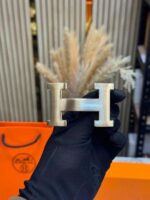 Hermes Designer Belt Unboxing Image