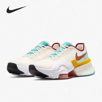 Lightweight gym training shoes cushioned sole side view