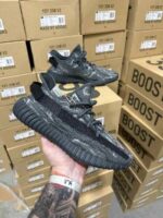 Grey black swirl pattern breathable knit sneakers