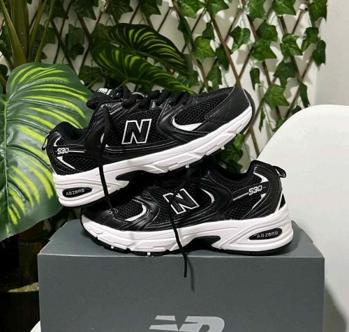 New Balance 530 Black White Classic Lifestyle Sneakers (2) New Balance 530 Black White lace up comfort sneaker