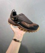 Nike ACG Phassad Ironstone Black lace shroud trail sneaker