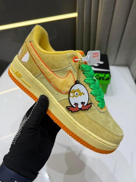 Nike Air Force 1 Duck Or Egg premium casual footwear