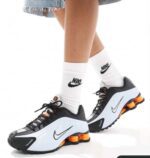 Nike Shox R4 Bright Mandarin metallic silver sporty sneakers
