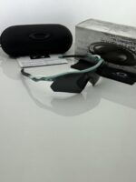 Sporty blue black sunglasses for men