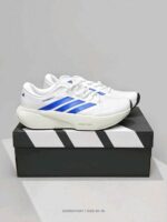 Lightweight daily running shoes breathable upper