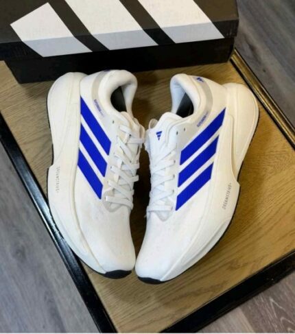 Comfortable training shoes for jogging and workouts