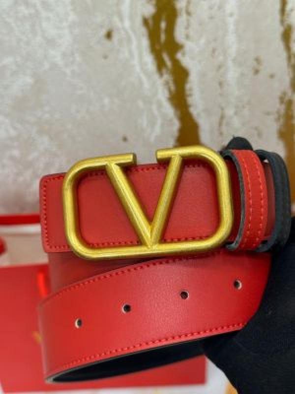 Valentino Garavani Belt with Carry Bag