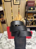 Valentino Garavani V-Shaped Buckle Detail