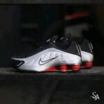 Nike Shox R4 metallic silver heel column cushioning