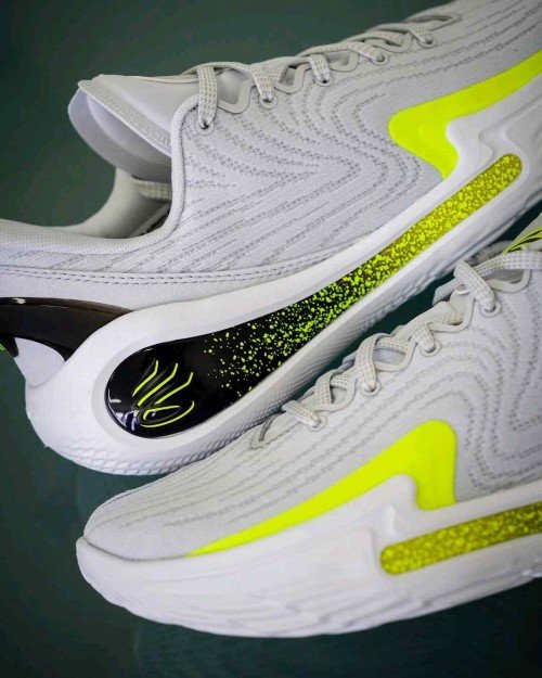 Under Armour Curry 12 Gravity - Image 9