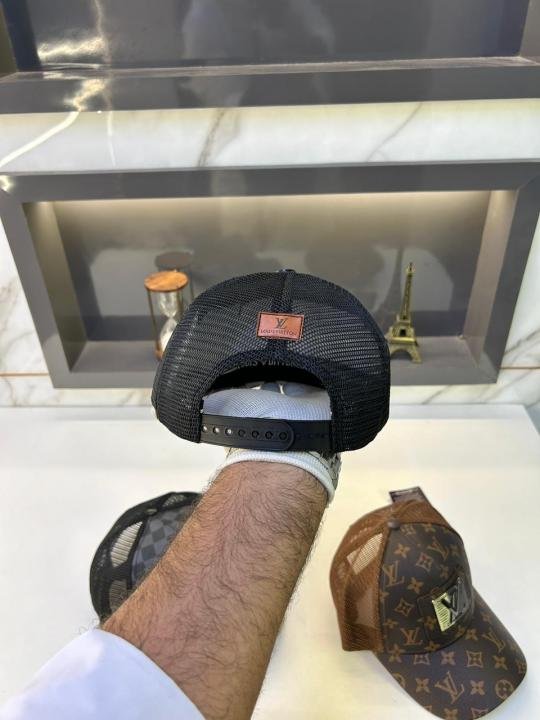Louis Vuitton Logo Premium Cap F3-a5 - Best Price Online - Bootery - Image 3