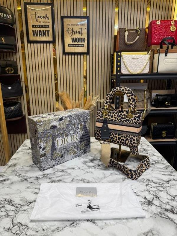 Dior Christian Lady Leopard Canvas Premium Quality (0889) | Premium Accessories - Image 4