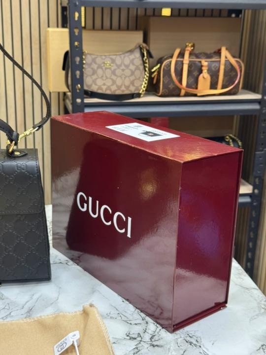 Gucci Padlock Embossed Top Handle Shoulder Bag With Double Box And Dust Bag - Image 4
