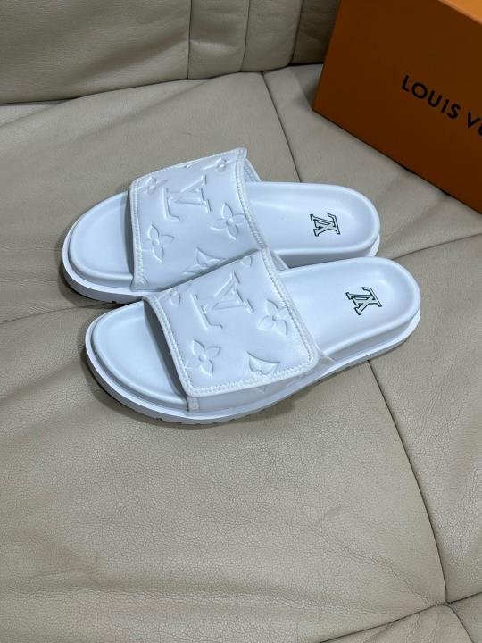 Louis Vuitton Lv Leather Miami Mules Wide Front Strap Logo Premium Slides Shoes - Best Price Online - Bootery - Image 9