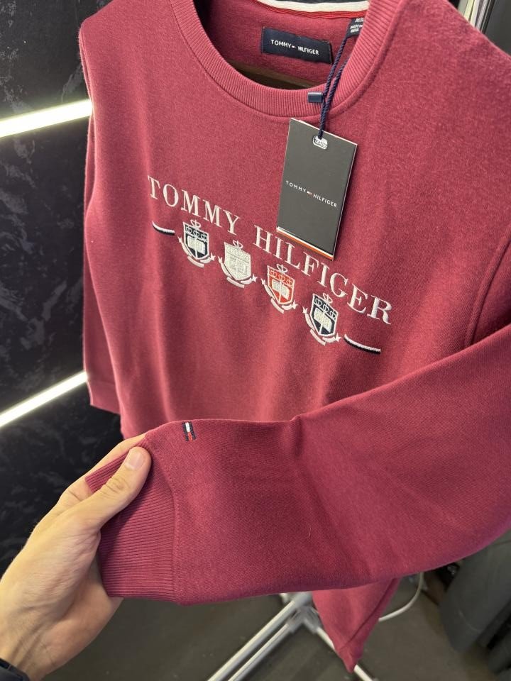 Buy Tommy Hilfiger Sweatshirt Online in India - Style 3 - Bootery - Image 3