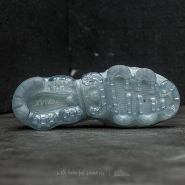 Nike Air VaporMax Flyknit Grey Shoes - Best Price Online - Bootery - Image 4