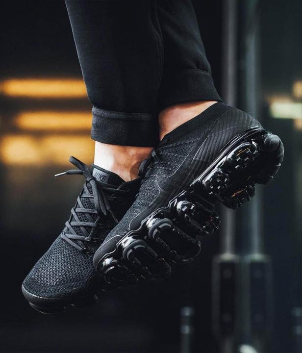 Buy Nike Air VaporMax Flyknit Black Shoes Online in India - Bootery - Image 6