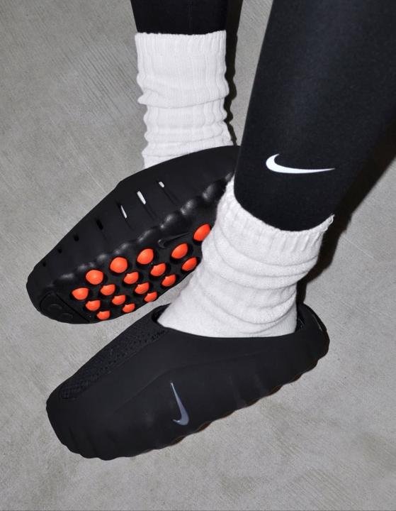 Nike Mind 001 Mules In black Shoes - Best Price Online - Bootery - Image 5