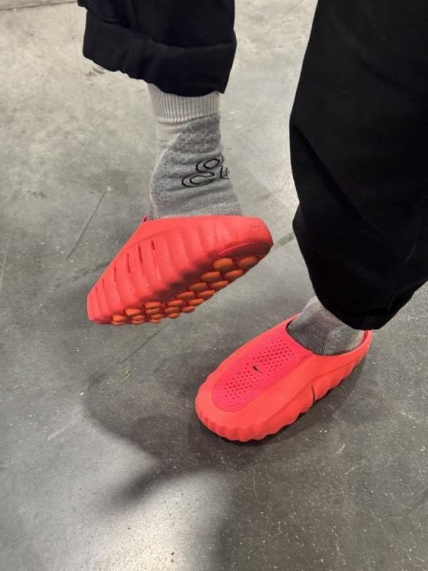 Buy Nike Mind 001 Mules In Solar Red Shoes Online in India - Bootery - Image 3