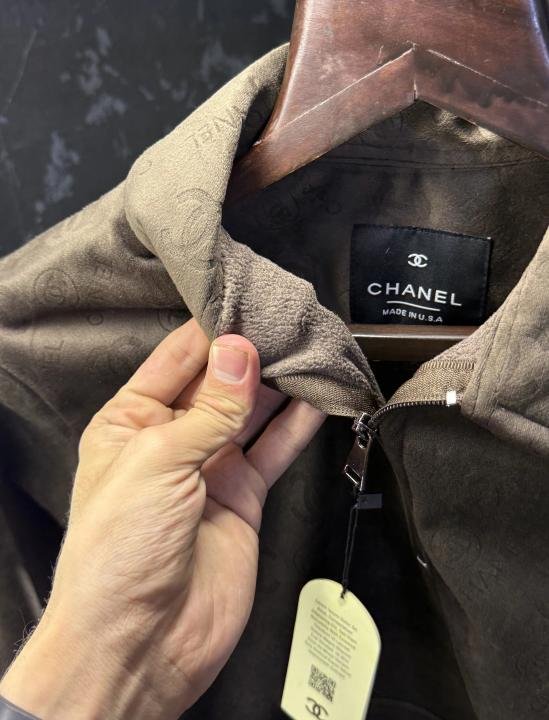 Chanel Paris Imported Sweatshirt Price in India - Style 3 - Buy at Bootery - Image 3