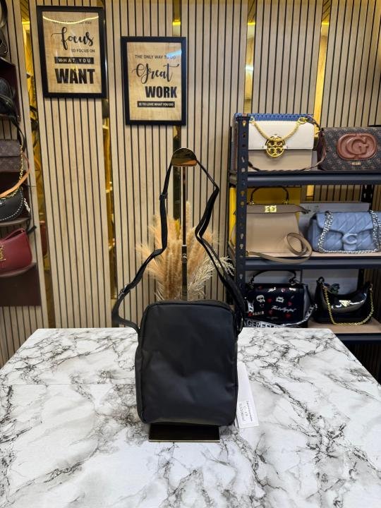 Calvin Klein Urban Edge Crossbody Side Bag - Image 3