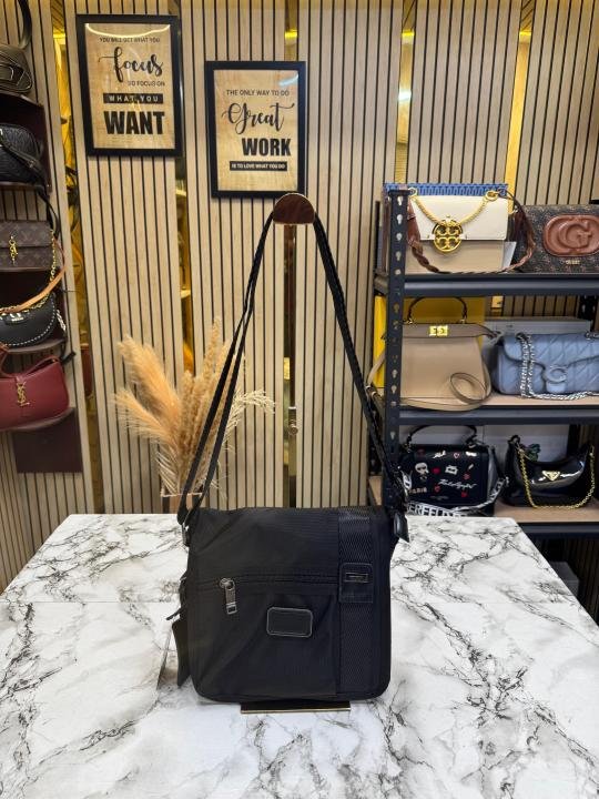 Tumi Alpha Hudson Voyager Crossbody Side Bag Black
