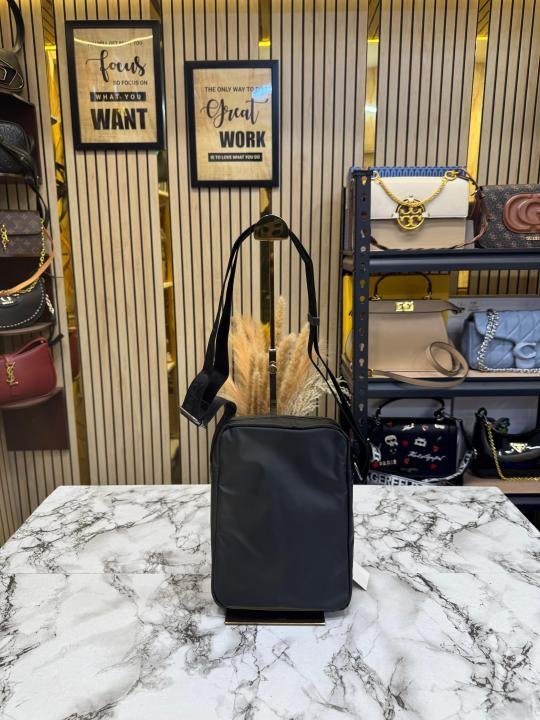 Calvin Klein Ck Tonal Branding Messenger Bag - Image 4