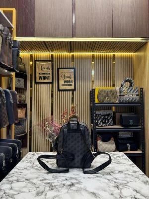 Guess WOMENS BRAND LOGO BAGPACK WITH DUST BAG AND POUCH - Image 4