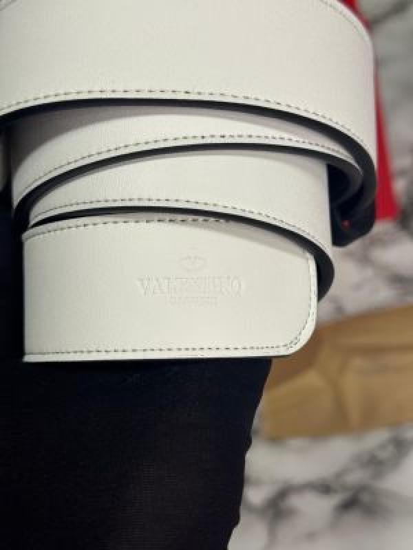 Valentino Garavani Leather Belt V-Logo Buckle With Box And Dust Bag Including Carry Bag (WHITE-V37) | Premium Accessories - Image 3