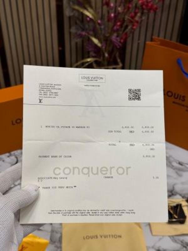 Louis Vuitton Loui vuitton belt combo premium quality with og box and carry bag (lv-4) | Premium Accessories - Image 4