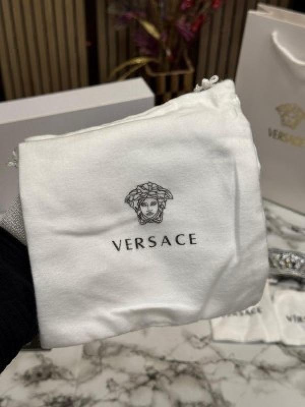 Versace BELT COMBO PREMIUM QUALITY WITH OG BOX DUST BAG CARRY BAG VE NO 3 | Premium Accessories - Image 4