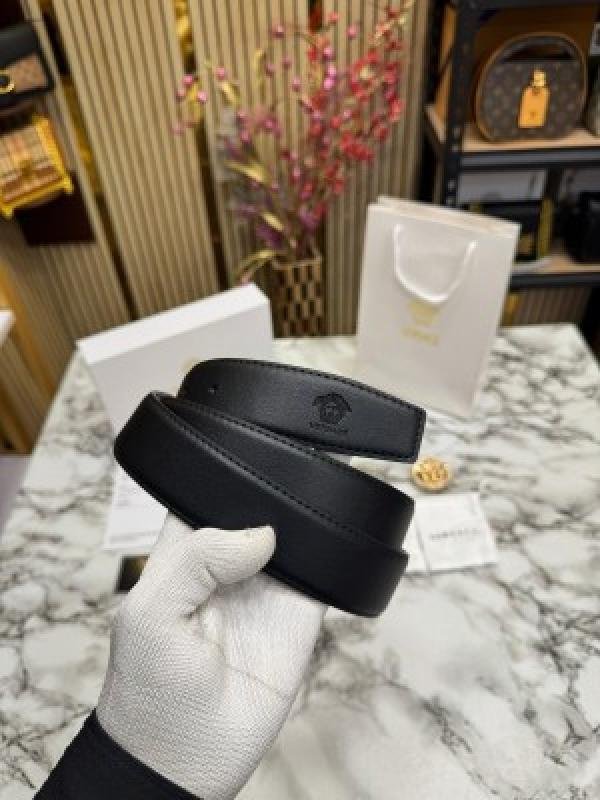 Versace BELT COMBO PREMIUM QUALITY WITH OG BOX DUST BAG CARRY BAG VE NO 2 | Premium Accessories - Image 9