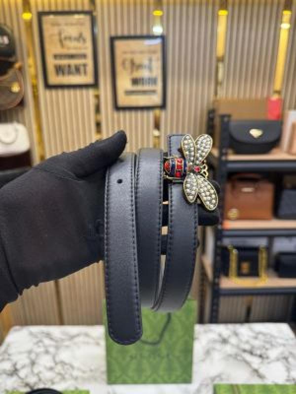 Gucci Bee Buckle Belt With Box Dust Bag And Carry Bag (8-2) | Premium Accessories - Image 4