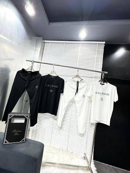 Balmain Paris White Imported Premium Track Suit With Brand Carry Bag F2573-WH | Premium Clothing - Image 5